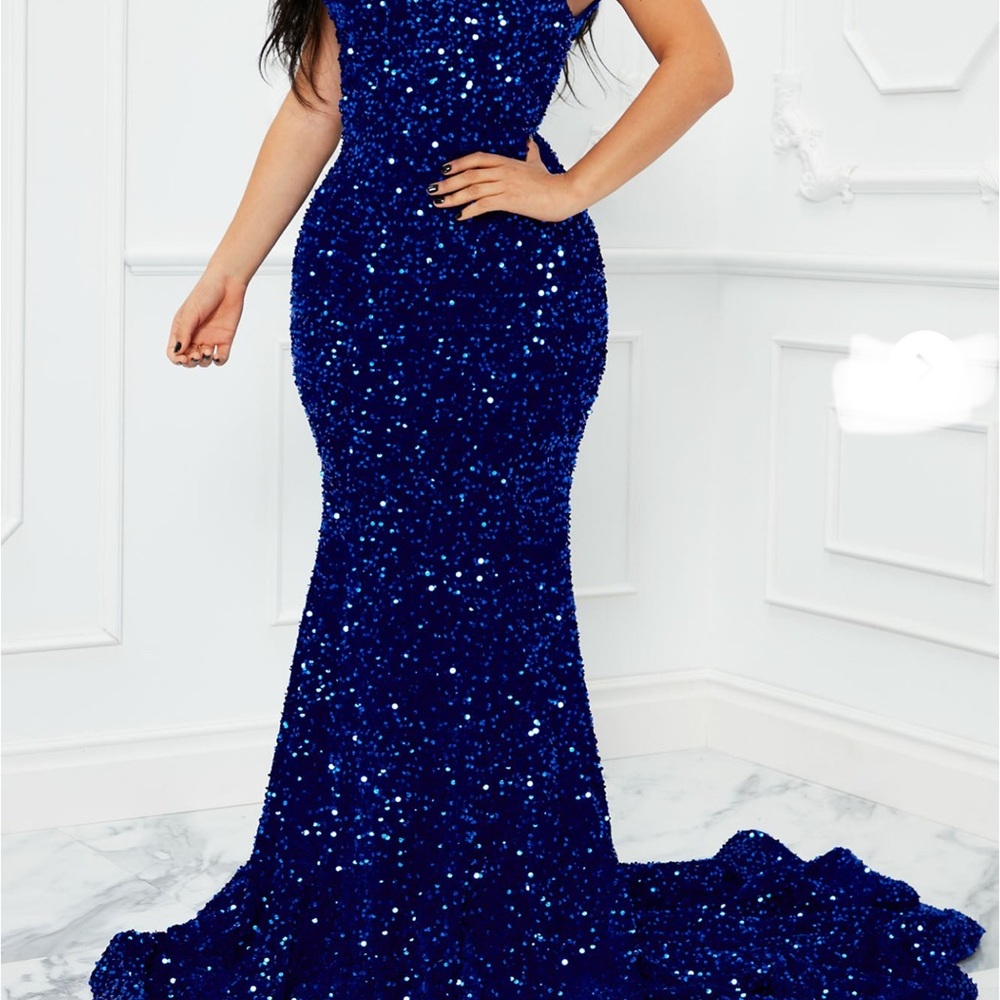 Brand New Elegant Blue Sequin Evening Gown